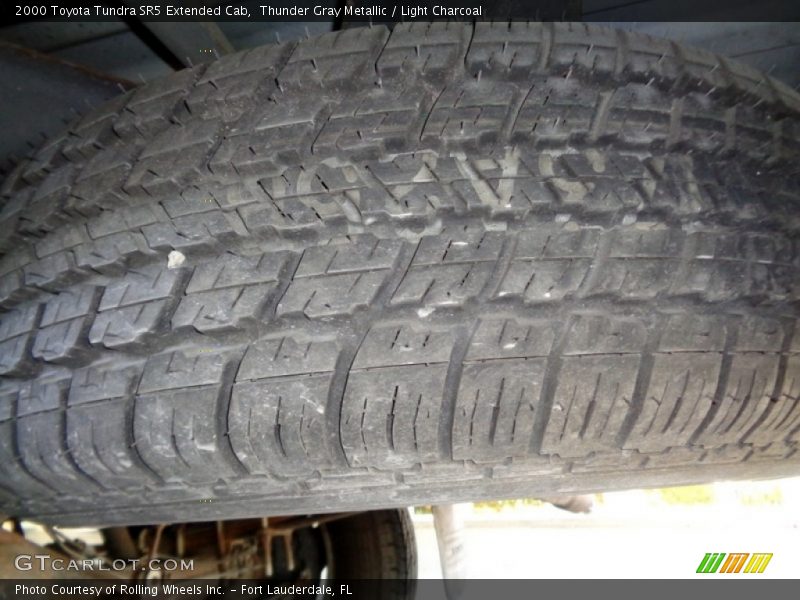 Thunder Gray Metallic / Light Charcoal 2000 Toyota Tundra SR5 Extended Cab