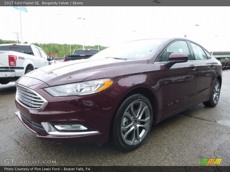 Burgundy Velvet / Ebony 2017 Ford Fusion SE