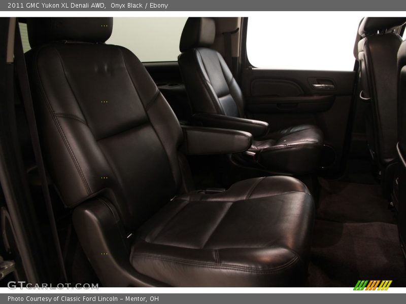 Onyx Black / Ebony 2011 GMC Yukon XL Denali AWD