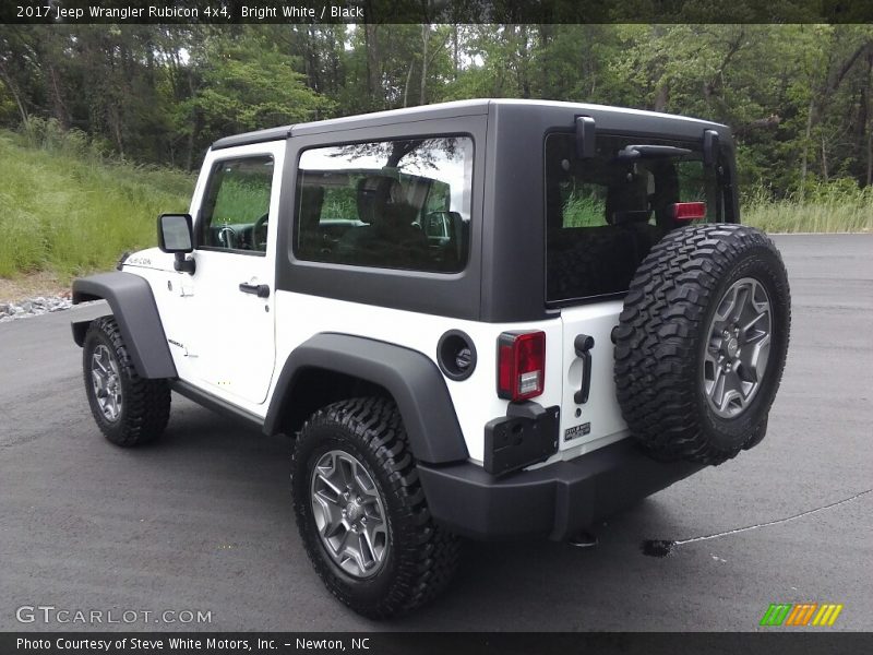Bright White / Black 2017 Jeep Wrangler Rubicon 4x4