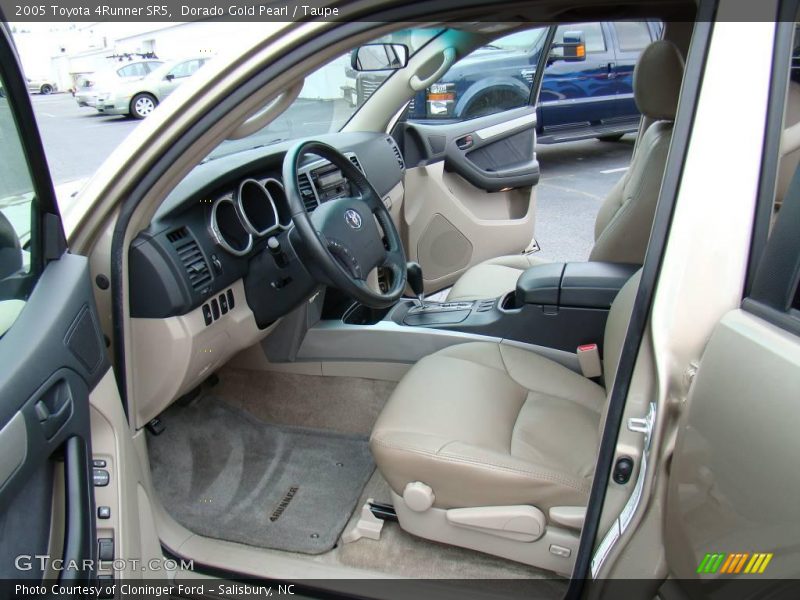 Dorado Gold Pearl / Taupe 2005 Toyota 4Runner SR5