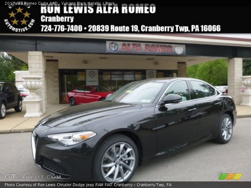 Vulcano Black Metallic / Black 2017 Alfa Romeo Giulia AWD