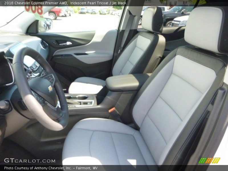 Iridescent Pearl Tricoat / Jet Black 2018 Chevrolet Equinox Premier AWD