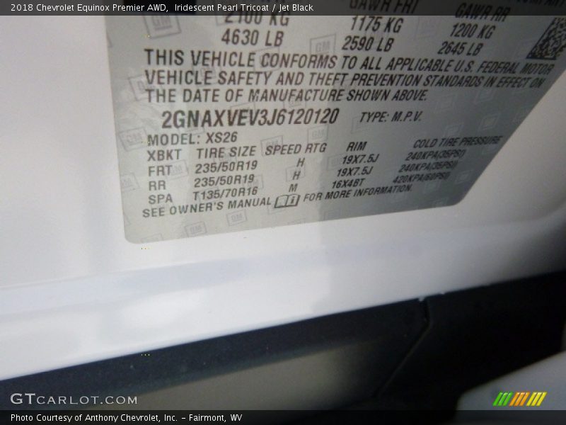 Iridescent Pearl Tricoat / Jet Black 2018 Chevrolet Equinox Premier AWD
