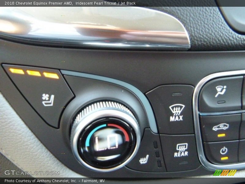 Iridescent Pearl Tricoat / Jet Black 2018 Chevrolet Equinox Premier AWD