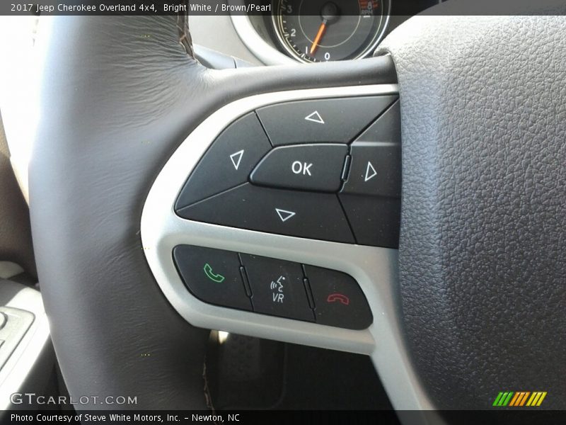 Controls of 2017 Cherokee Overland 4x4
