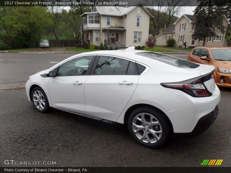 Iridescent Pearl Tricoat / Jet Black/Jet Black 2017 Chevrolet Volt Premier