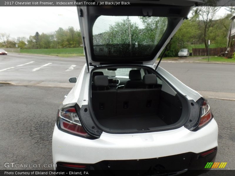Iridescent Pearl Tricoat / Jet Black/Jet Black 2017 Chevrolet Volt Premier