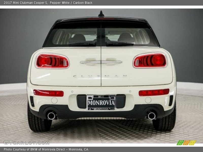 Pepper White / Carbon Black 2017 Mini Clubman Cooper S