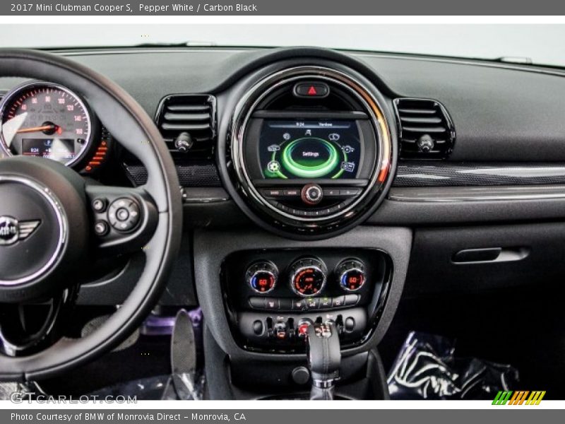 Pepper White / Carbon Black 2017 Mini Clubman Cooper S
