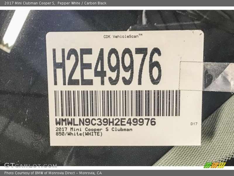 Pepper White / Carbon Black 2017 Mini Clubman Cooper S