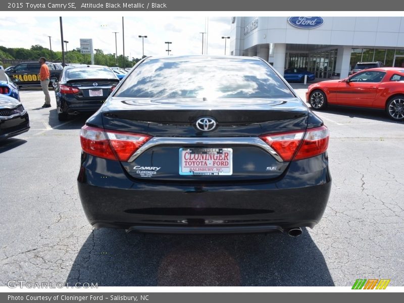 Attitude Black Metallic / Black 2015 Toyota Camry SE