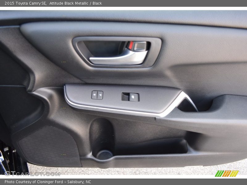 Attitude Black Metallic / Black 2015 Toyota Camry SE