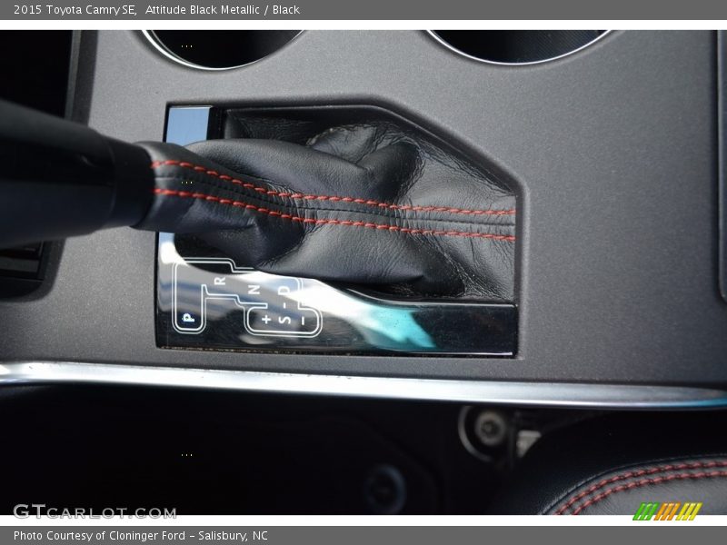 Attitude Black Metallic / Black 2015 Toyota Camry SE