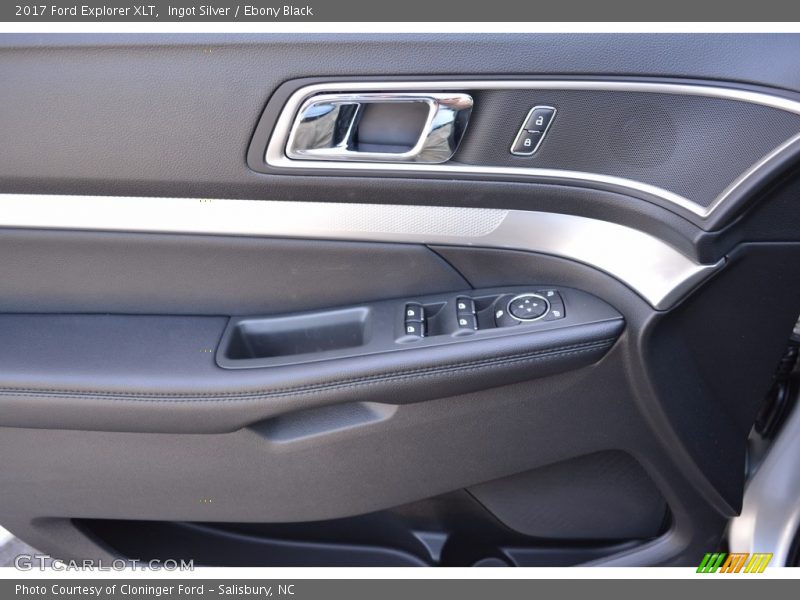 Ingot Silver / Ebony Black 2017 Ford Explorer XLT