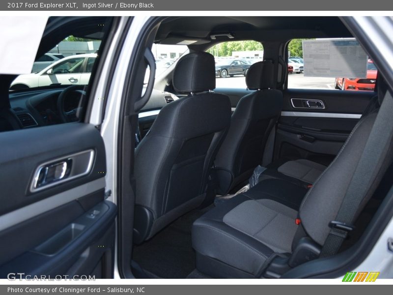 Ingot Silver / Ebony Black 2017 Ford Explorer XLT