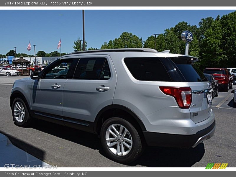 Ingot Silver / Ebony Black 2017 Ford Explorer XLT