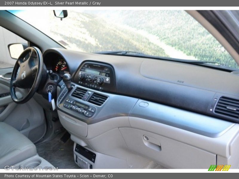 Silver Pearl Metallic / Gray 2007 Honda Odyssey EX-L