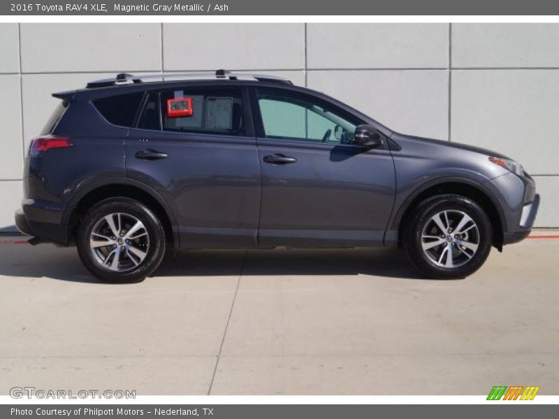 Magnetic Gray Metallic / Ash 2016 Toyota RAV4 XLE