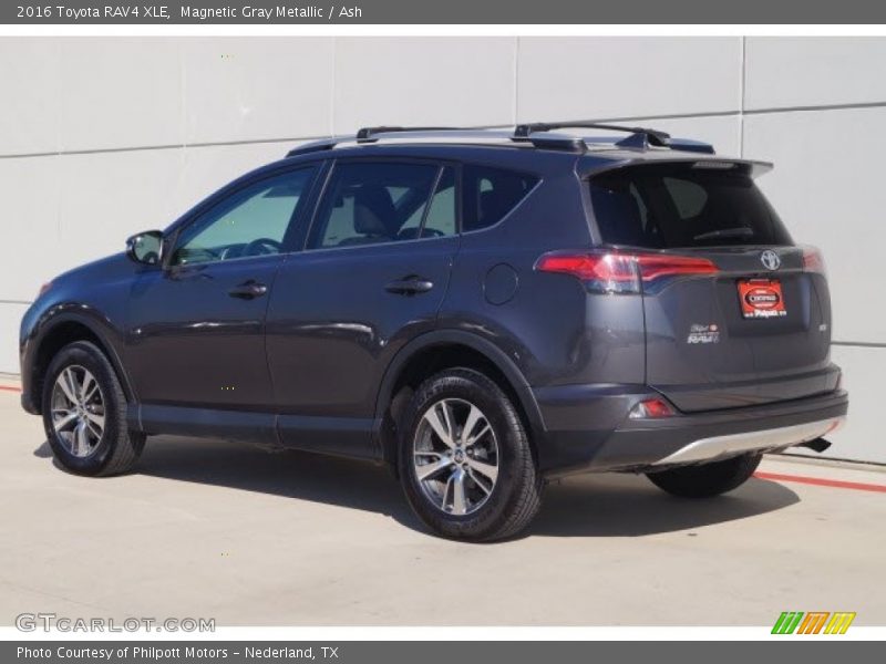 Magnetic Gray Metallic / Ash 2016 Toyota RAV4 XLE