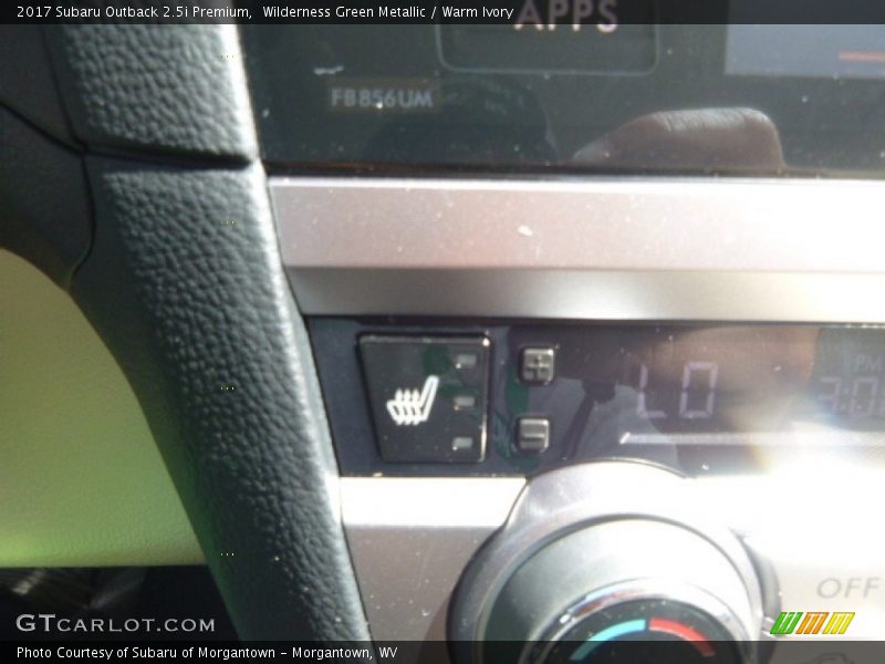 Wilderness Green Metallic / Warm Ivory 2017 Subaru Outback 2.5i Premium