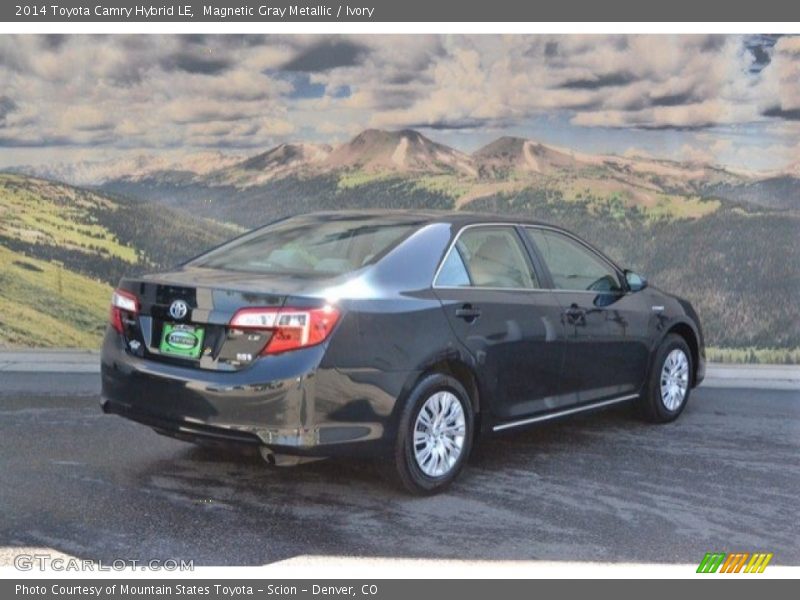 Magnetic Gray Metallic / Ivory 2014 Toyota Camry Hybrid LE