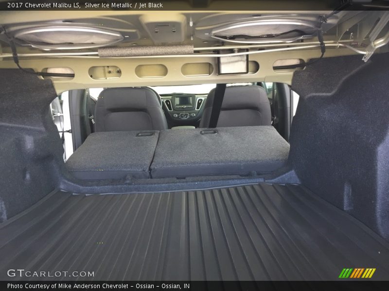 Silver Ice Metallic / Jet Black 2017 Chevrolet Malibu LS