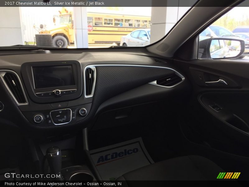 Silver Ice Metallic / Jet Black 2017 Chevrolet Malibu LS