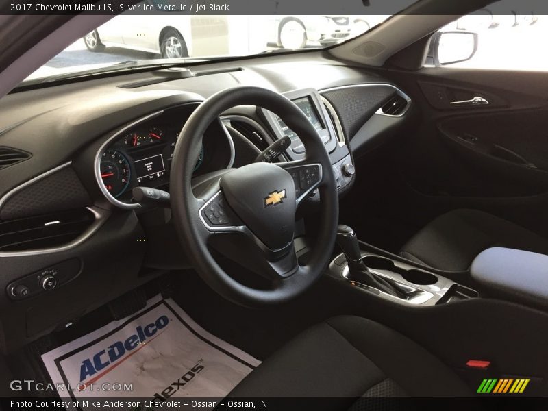 Silver Ice Metallic / Jet Black 2017 Chevrolet Malibu LS
