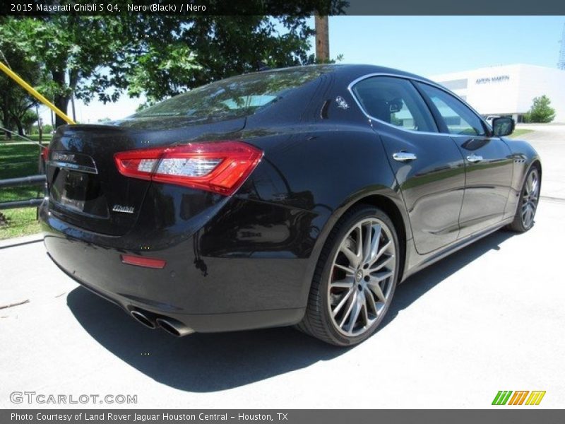 Nero (Black) / Nero 2015 Maserati Ghibli S Q4