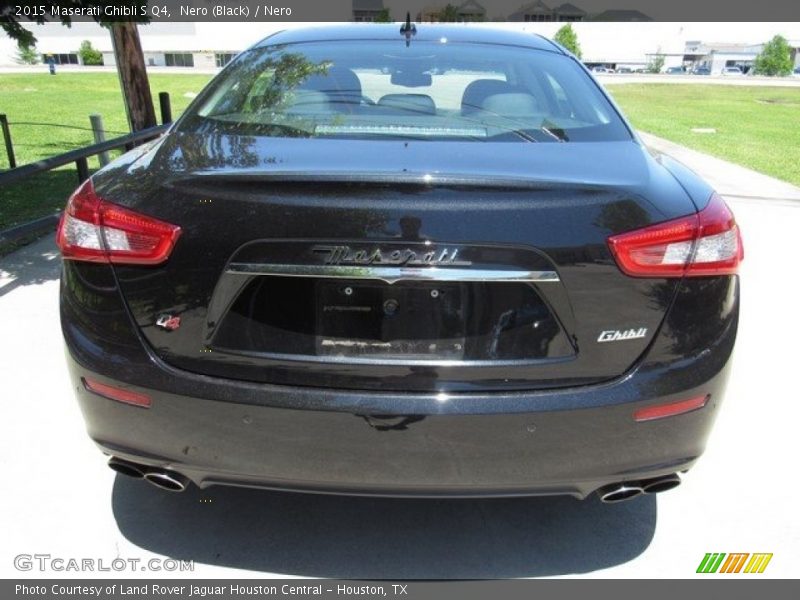 Nero (Black) / Nero 2015 Maserati Ghibli S Q4