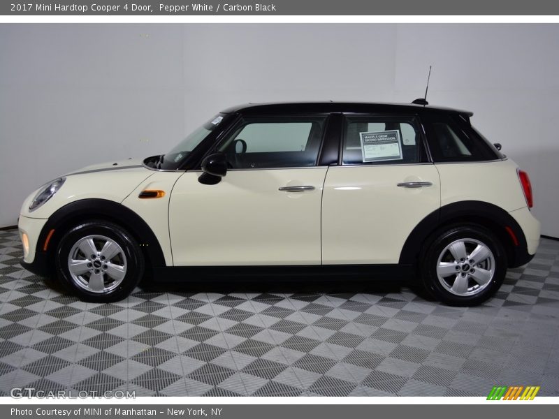 Pepper White / Carbon Black 2017 Mini Hardtop Cooper 4 Door