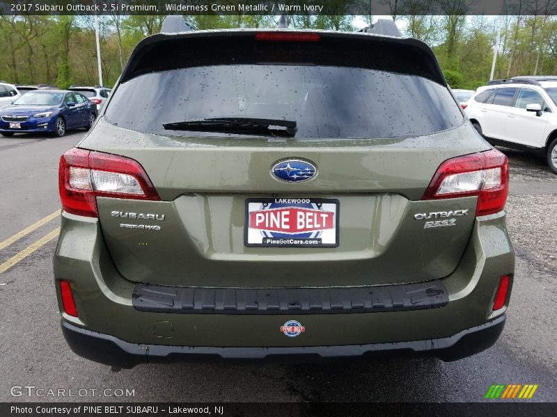 Wilderness Green Metallic / Warm Ivory 2017 Subaru Outback 2.5i Premium