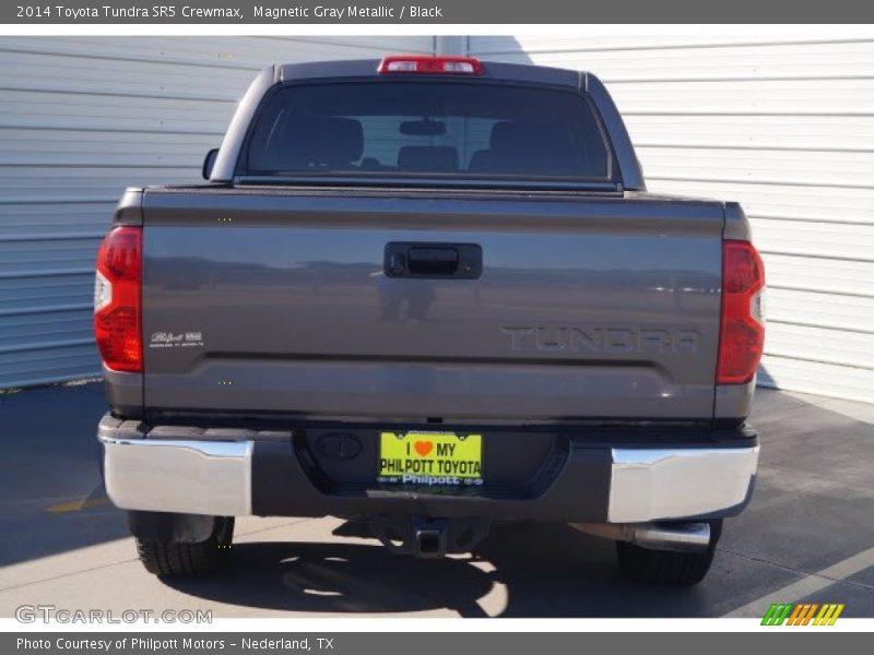 Magnetic Gray Metallic / Black 2014 Toyota Tundra SR5 Crewmax