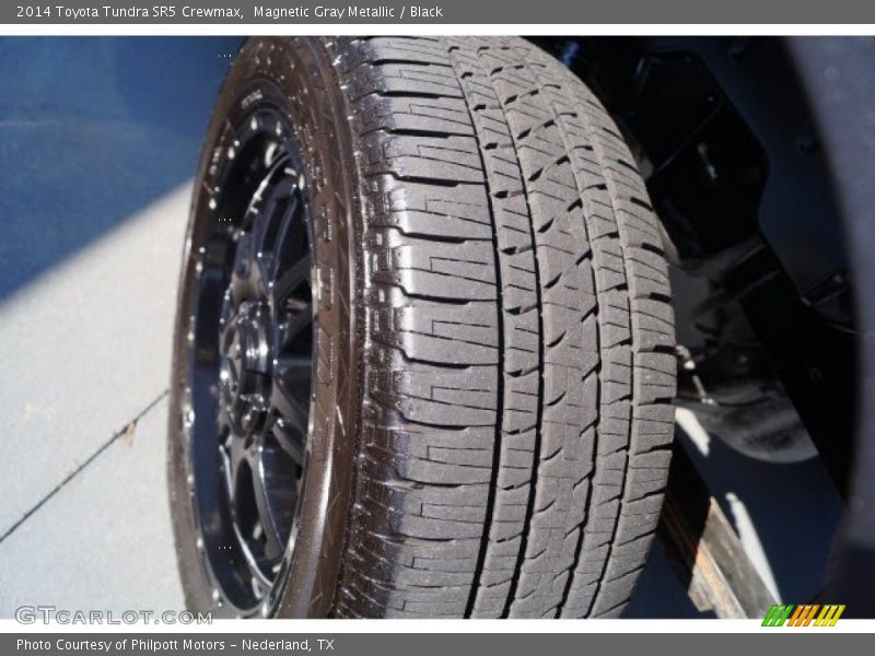 Magnetic Gray Metallic / Black 2014 Toyota Tundra SR5 Crewmax