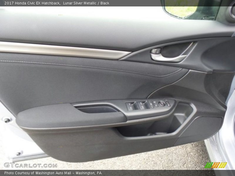 Lunar Silver Metallic / Black 2017 Honda Civic EX Hatchback