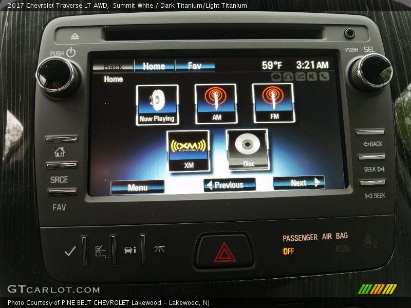 Summit White / Dark Titanium/Light Titanium 2017 Chevrolet Traverse LT AWD