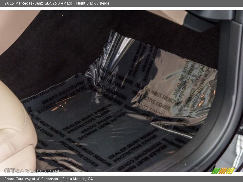 Night Black / Beige 2015 Mercedes-Benz GLA 250 4Matic