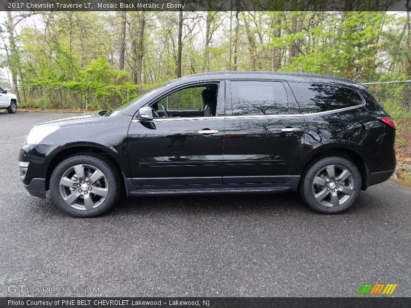 Mosaic Black Metallic / Ebony 2017 Chevrolet Traverse LT