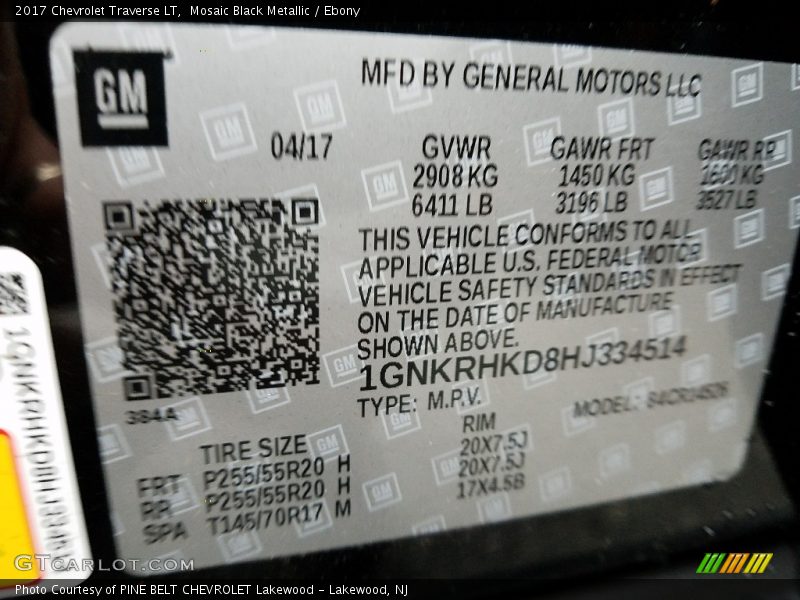 Mosaic Black Metallic / Ebony 2017 Chevrolet Traverse LT