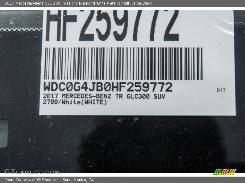 designo Diamond White Metallic / Silk Beige/Black 2017 Mercedes-Benz GLC 300