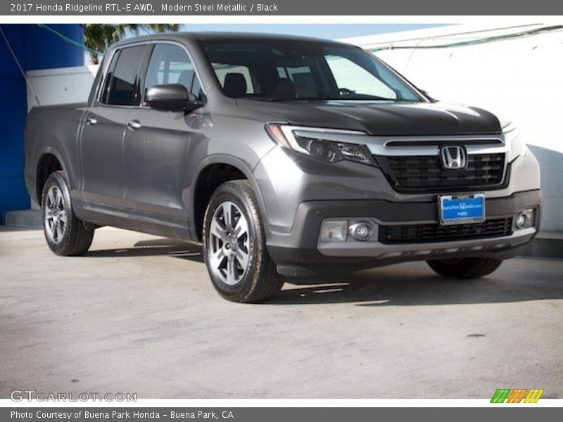 Modern Steel Metallic / Black 2017 Honda Ridgeline RTL-E AWD