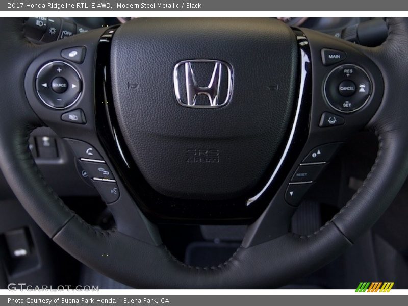 Modern Steel Metallic / Black 2017 Honda Ridgeline RTL-E AWD