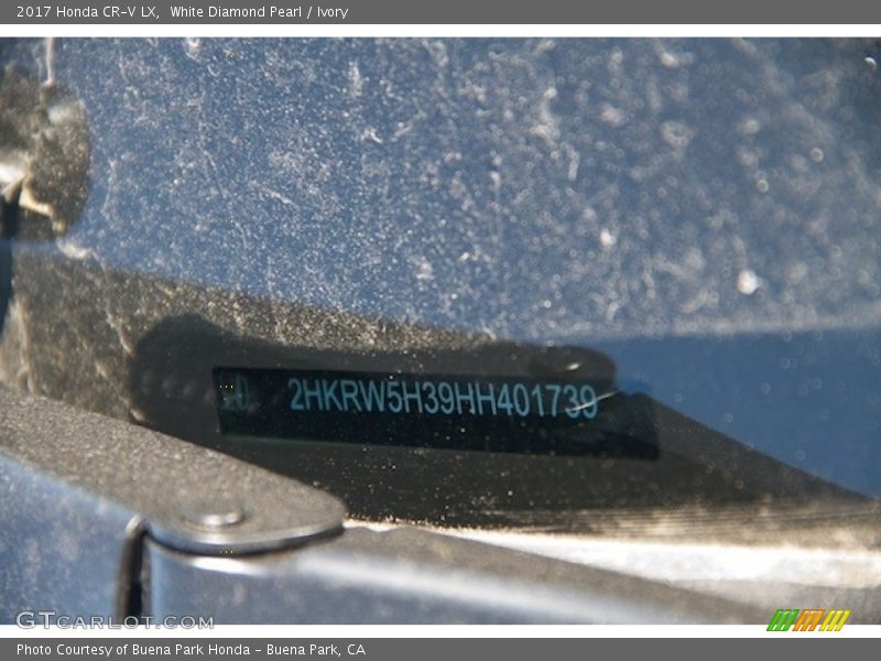 White Diamond Pearl / Ivory 2017 Honda CR-V LX