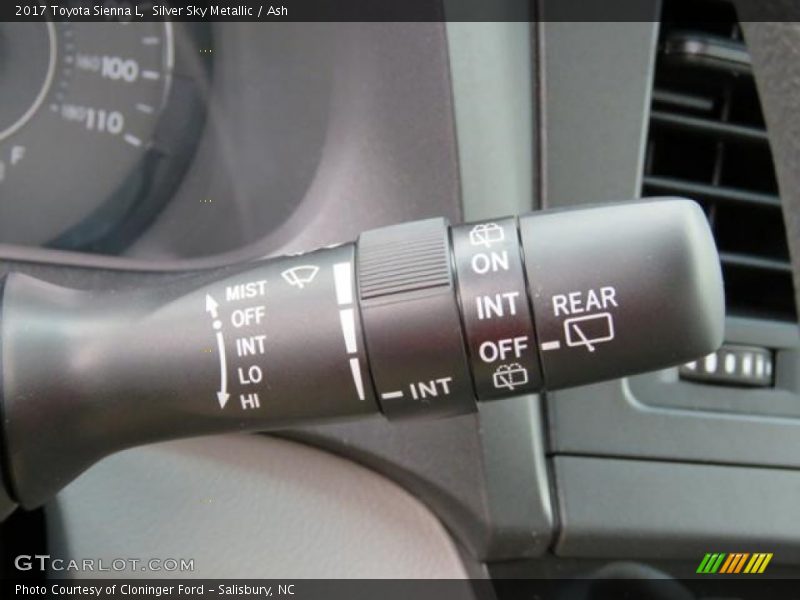 Controls of 2017 Sienna L