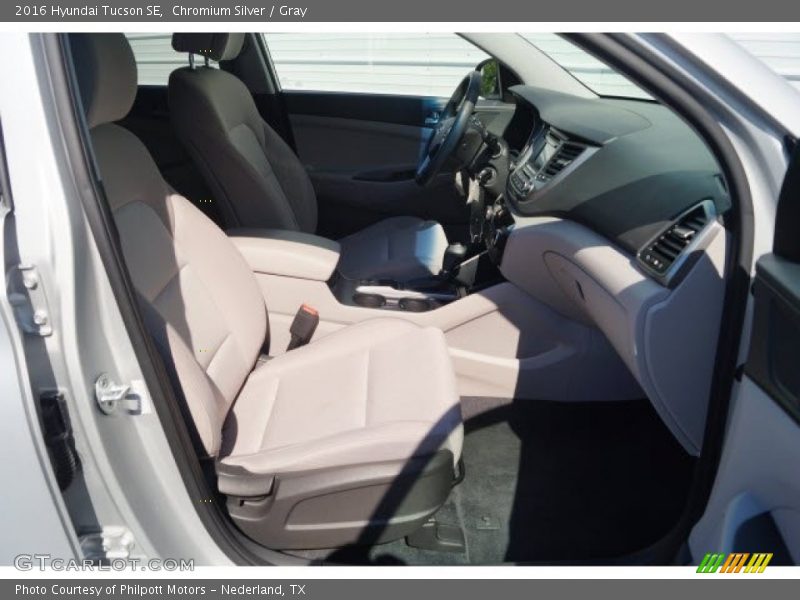 Chromium Silver / Gray 2016 Hyundai Tucson SE