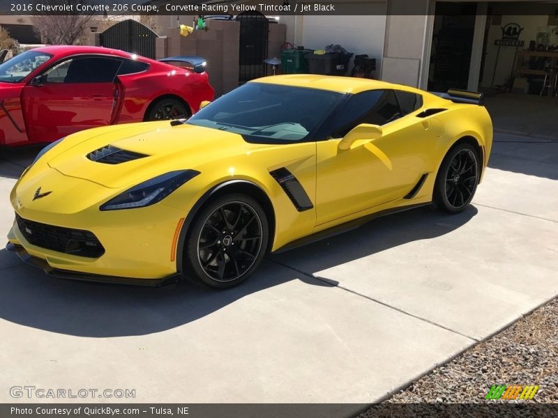 Front 3/4 View of 2016 Corvette Z06 Coupe