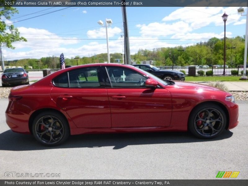 Rosso (Red) Competizione Tri-Coat / Black 2017 Alfa Romeo Giulia Ti AWD