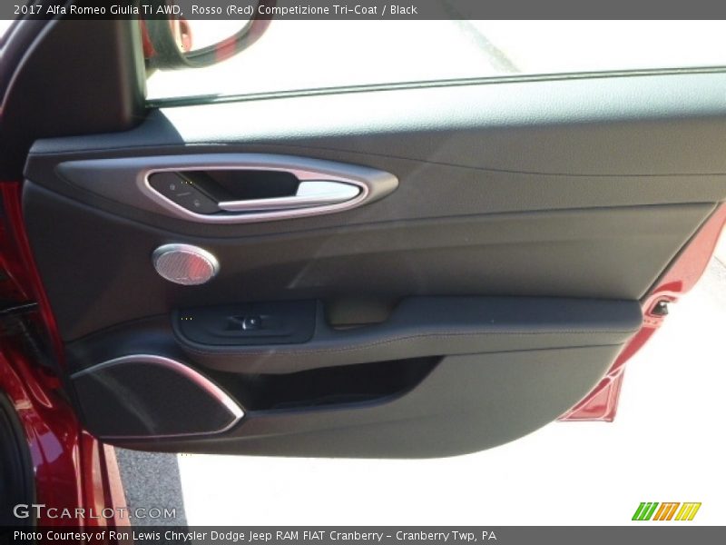 Rosso (Red) Competizione Tri-Coat / Black 2017 Alfa Romeo Giulia Ti AWD