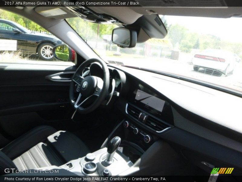 Rosso (Red) Competizione Tri-Coat / Black 2017 Alfa Romeo Giulia Ti AWD